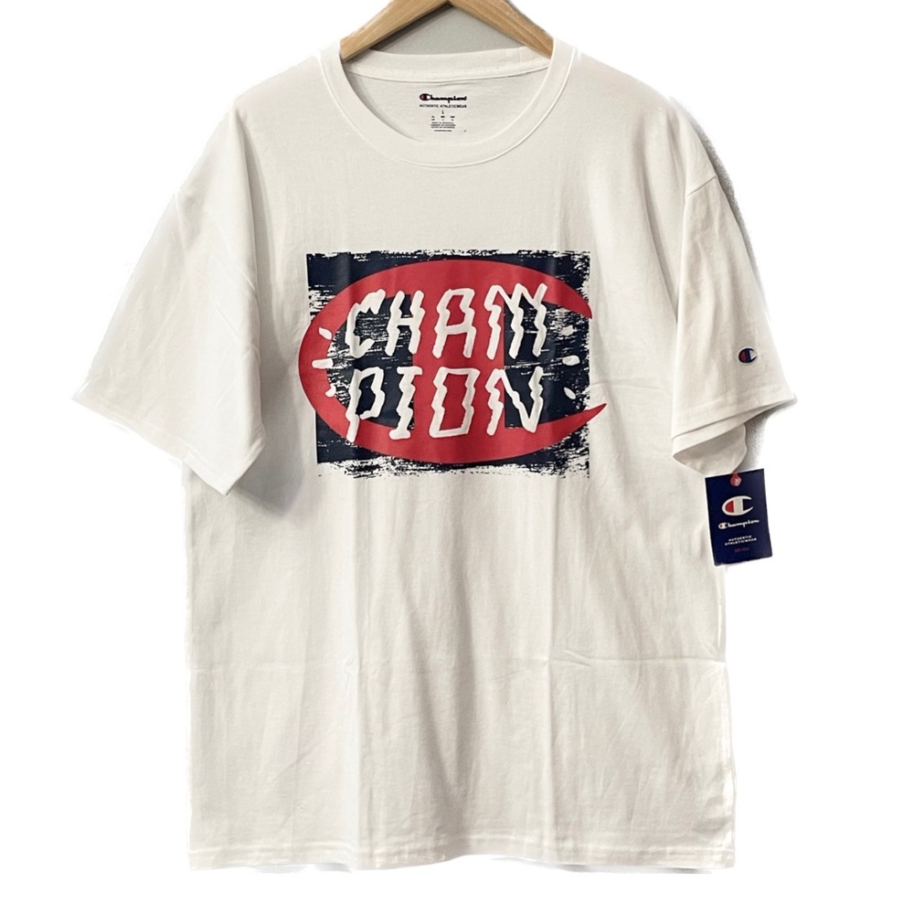 ‼️$10 SALE‼️ CHAMPION Graphic Tee